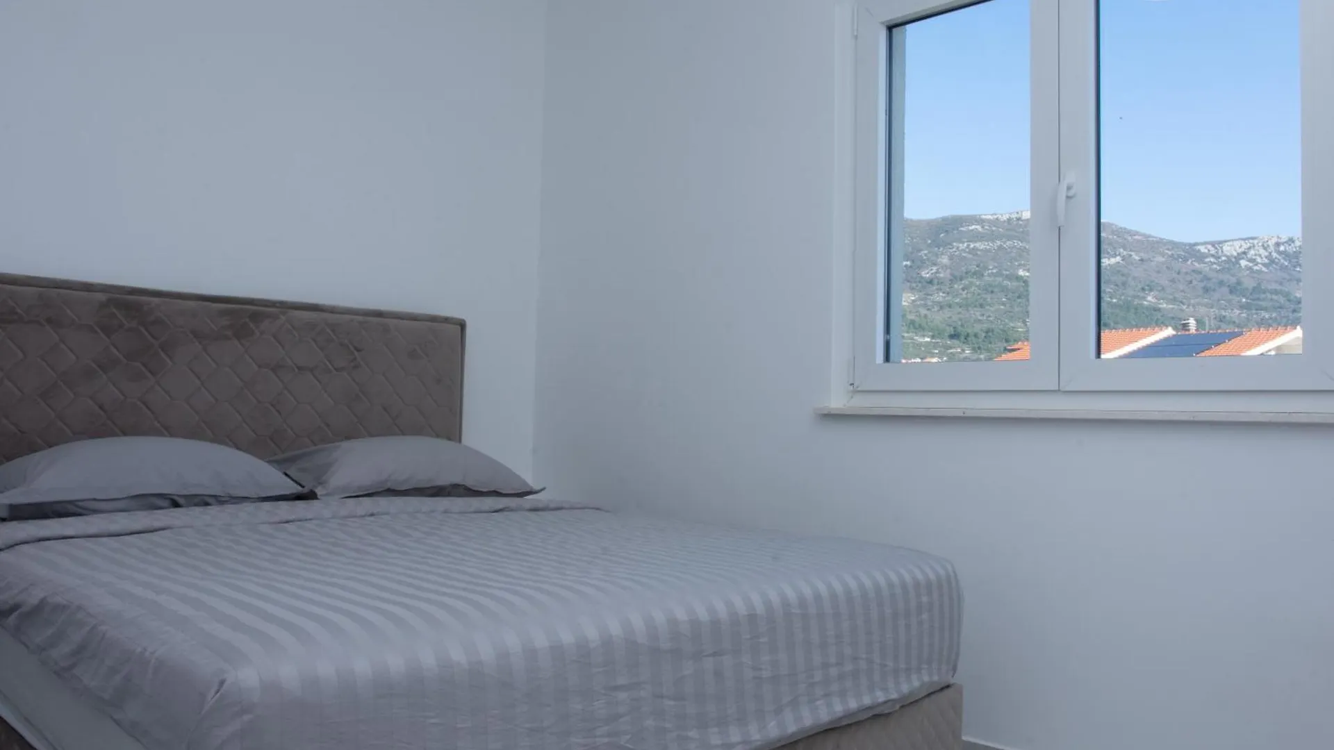 Apartman Sara Kastela 0*,  Croatia