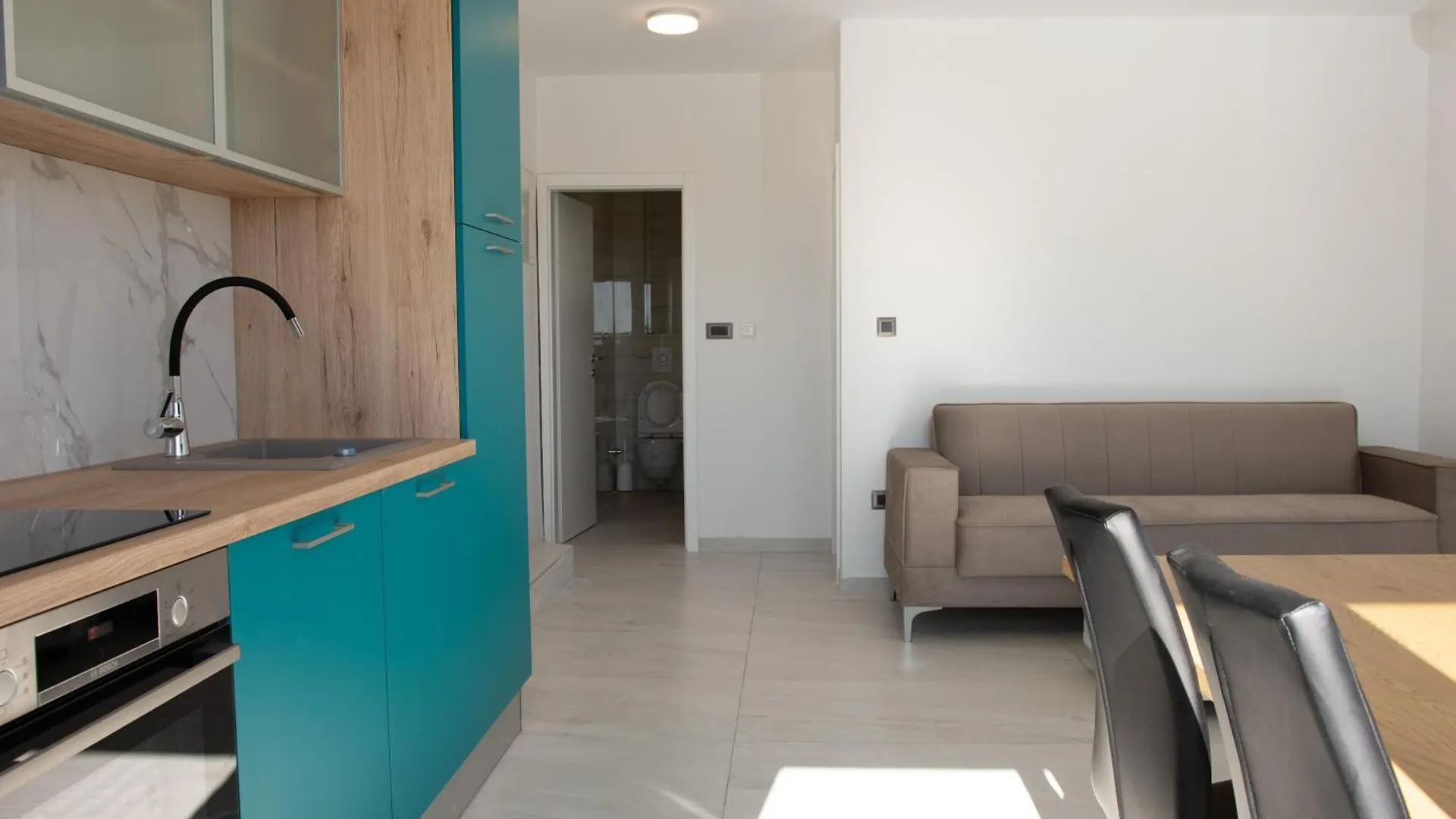Apartman Sara Kastela Apartment