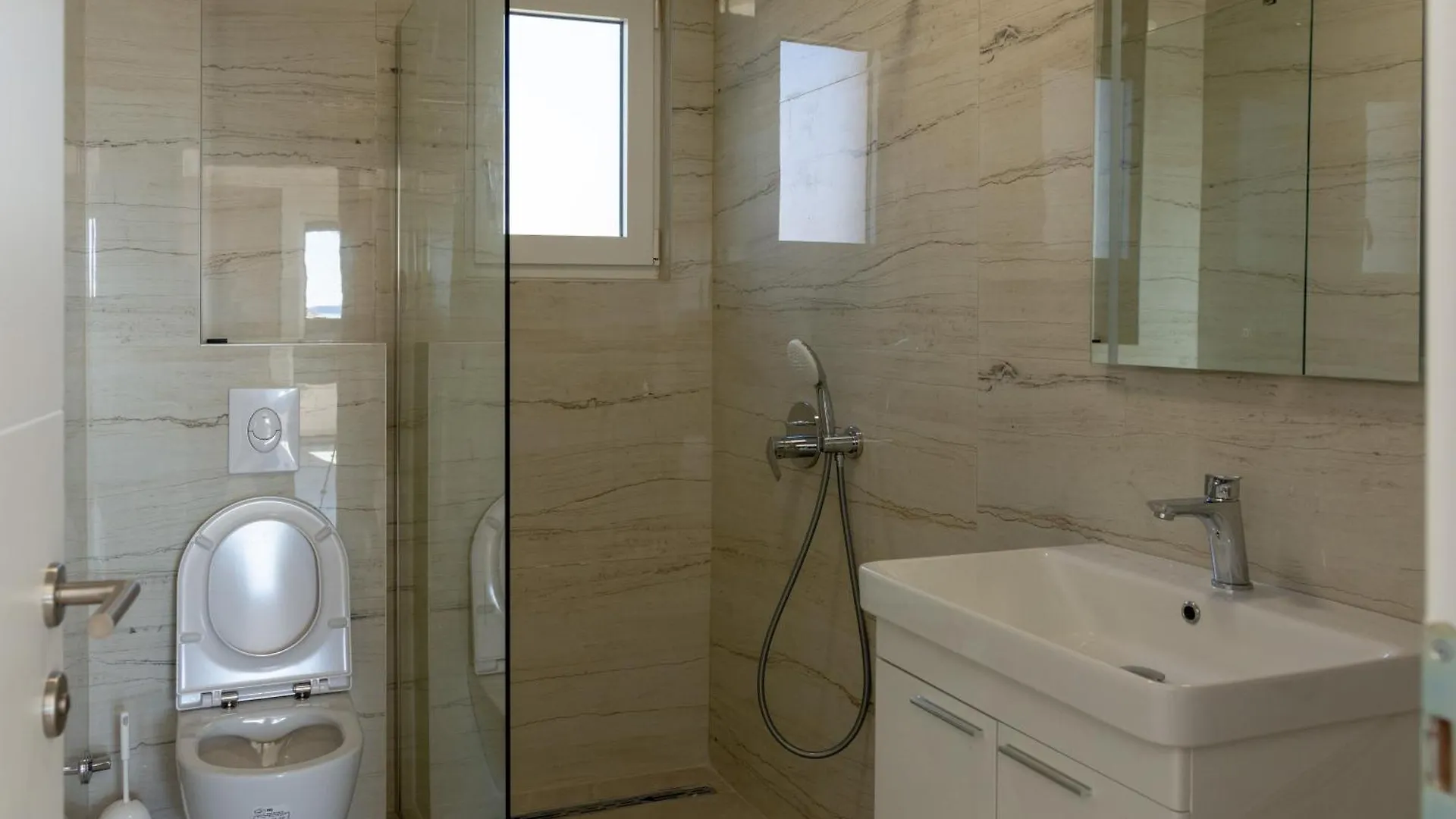 Apartman Sara Kastela 0*,  Croatia